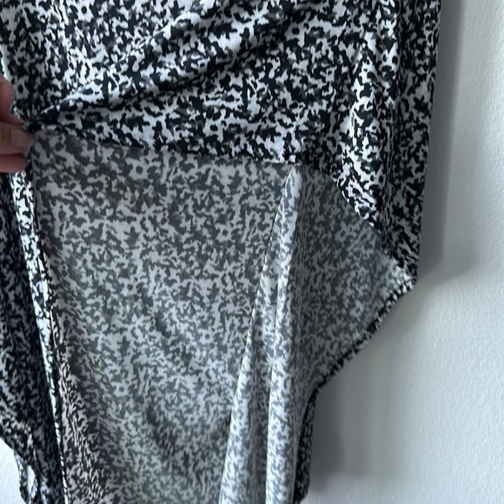 Michael Kors shirt women's size Large Balletcore black gray white - Picture 5 of 9